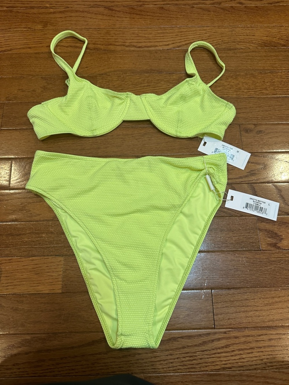 NWT Frankie’s Grotto Bikini Set in Sundance- M/L - Picture 2 of 9